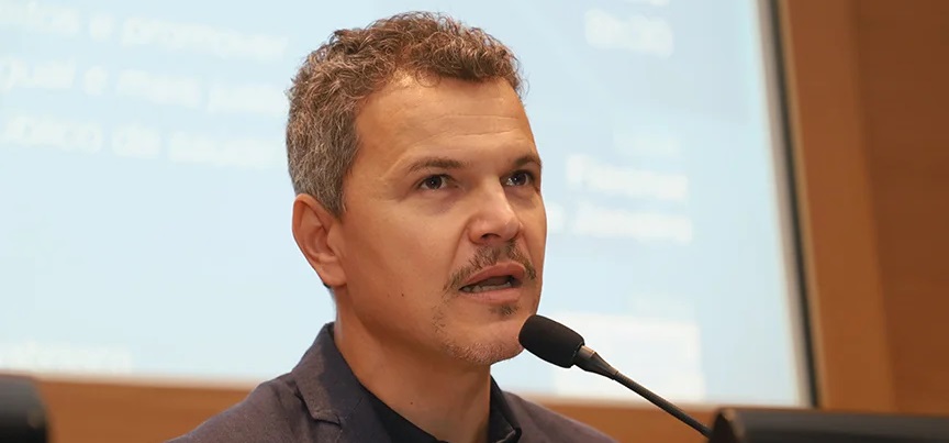 “O SUS é repleto de paradoxos”