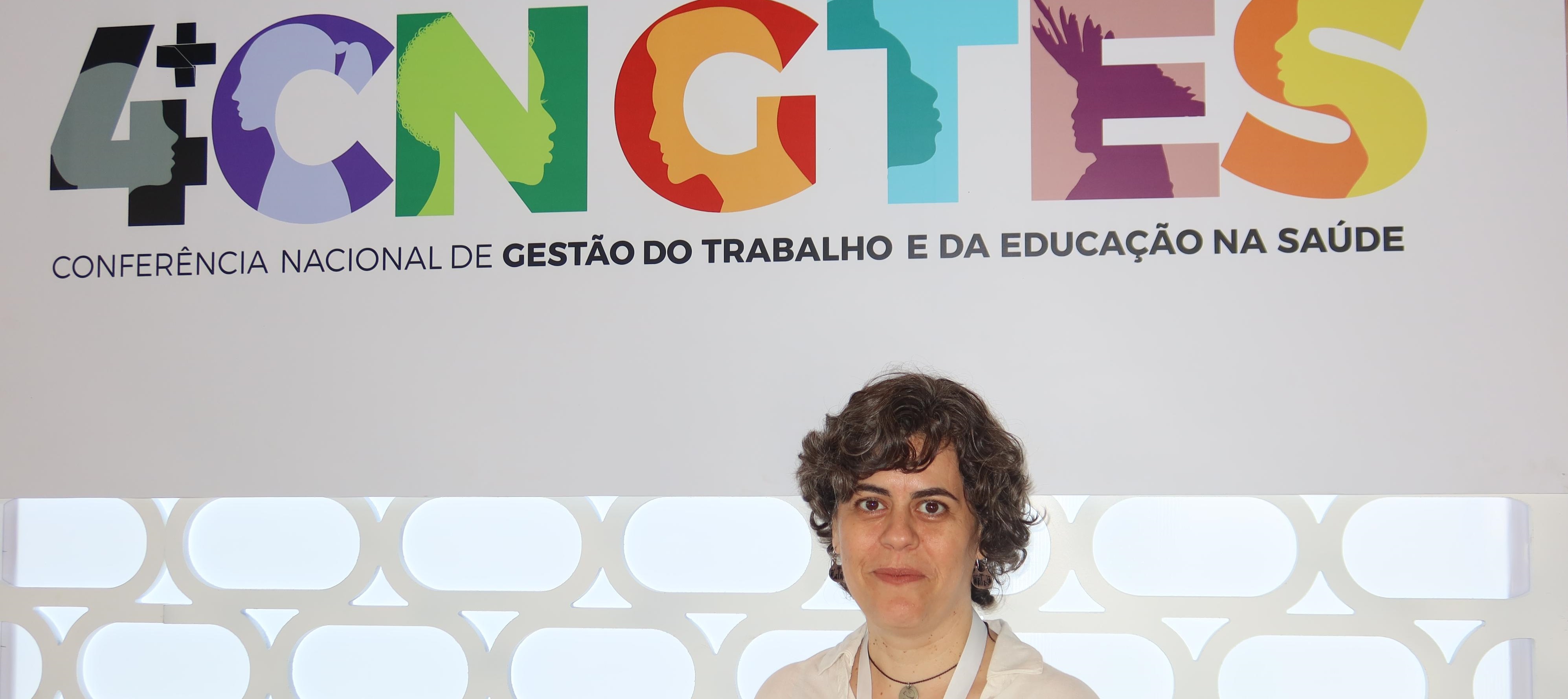 'Chama atenção a necessidade urgente de combater os mecanismos de precarização no SUS'