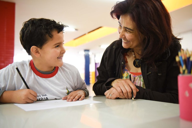 30.01.26 - Piso nacional do magistério é fixado em R$ 5,1 mil